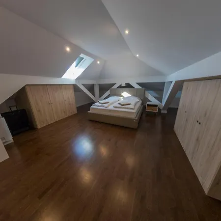 Apartman Penthouse Linnet