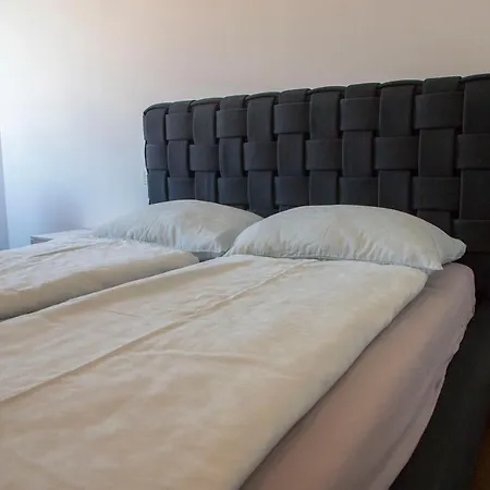 Appartement Penthouse Linnet *