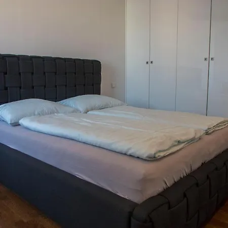 Apartment Penthouse Linnet *
