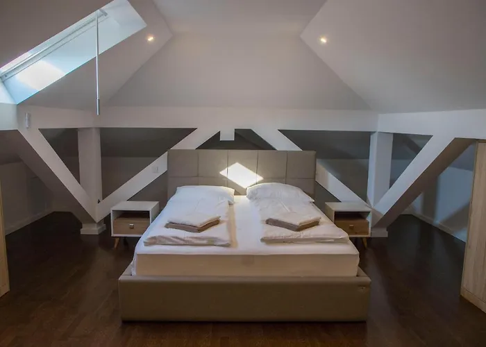 Apartmán Penthouse Linnet *